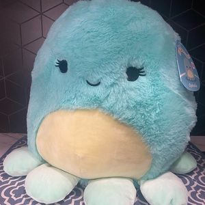 Squishmallow Fuzzamallow Ophelia 12" The Octopus